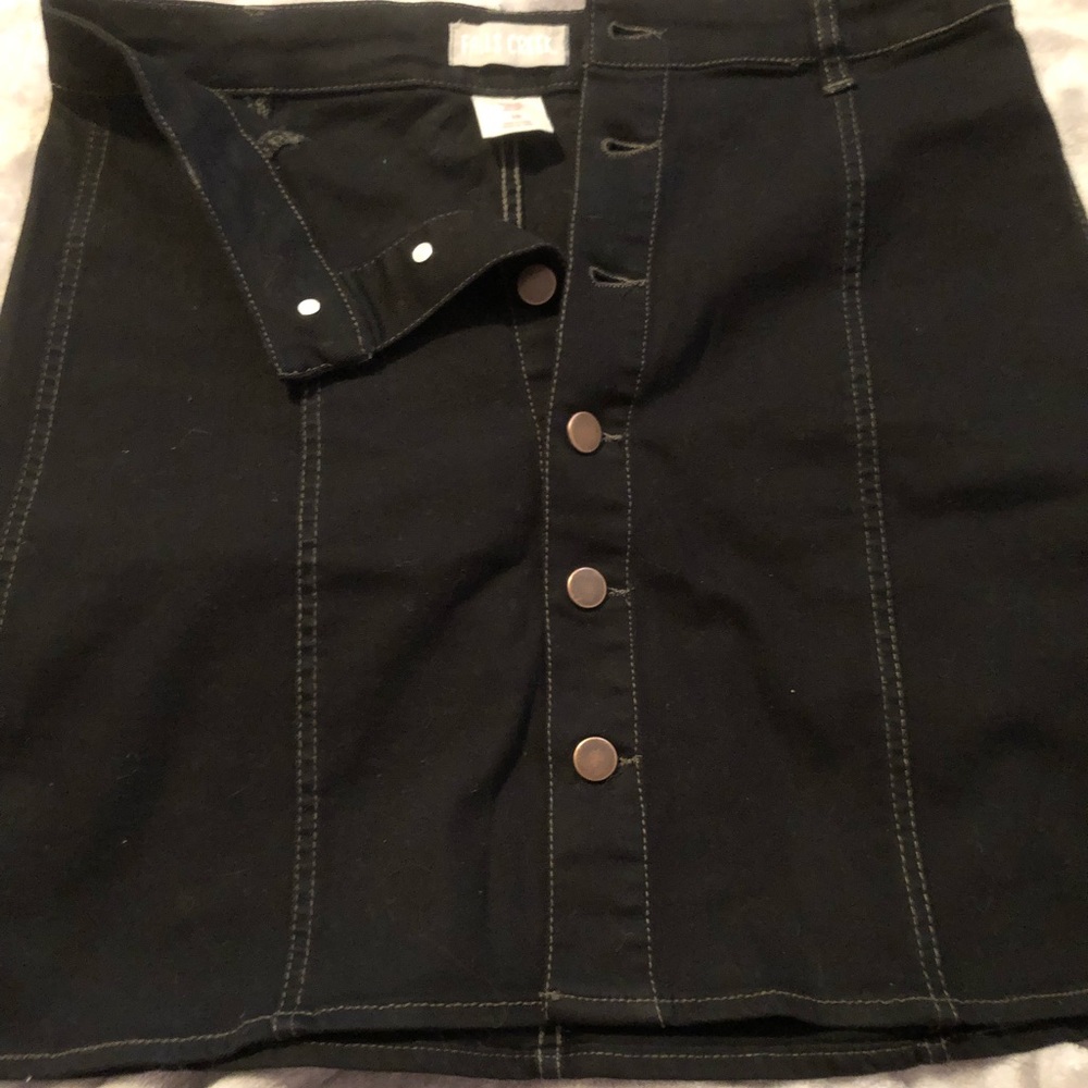 Black denim skirt